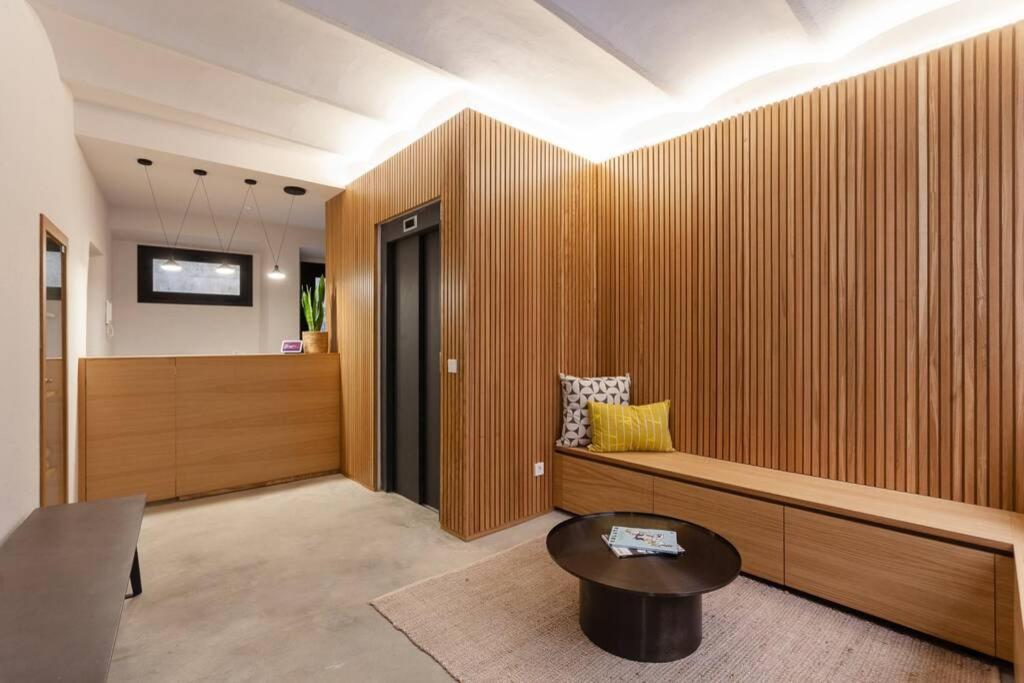 Velo Vern 1 Beautiful New 2 Bed Ensuite Apartment Gerona